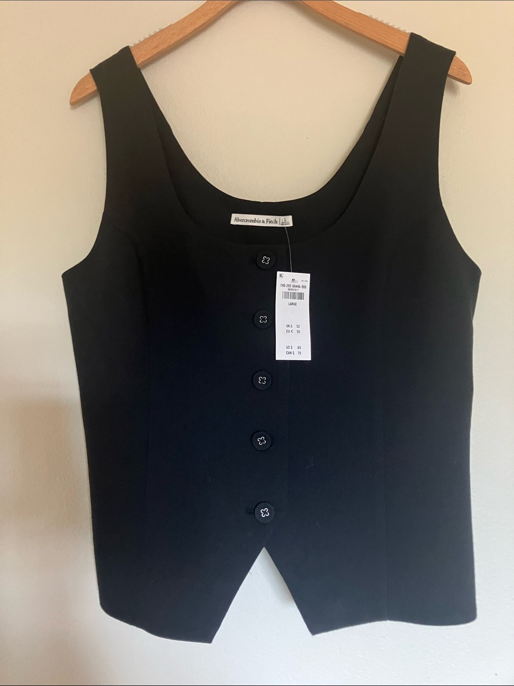 Abercrombie & Fitch Black Button-Front Scoop Tank Women’s Large NEW with tags